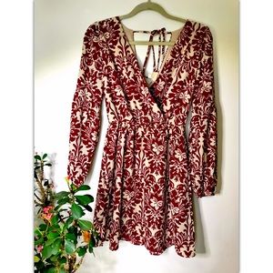 Small Floral Long Sleeve Deep V Cocktail Dress